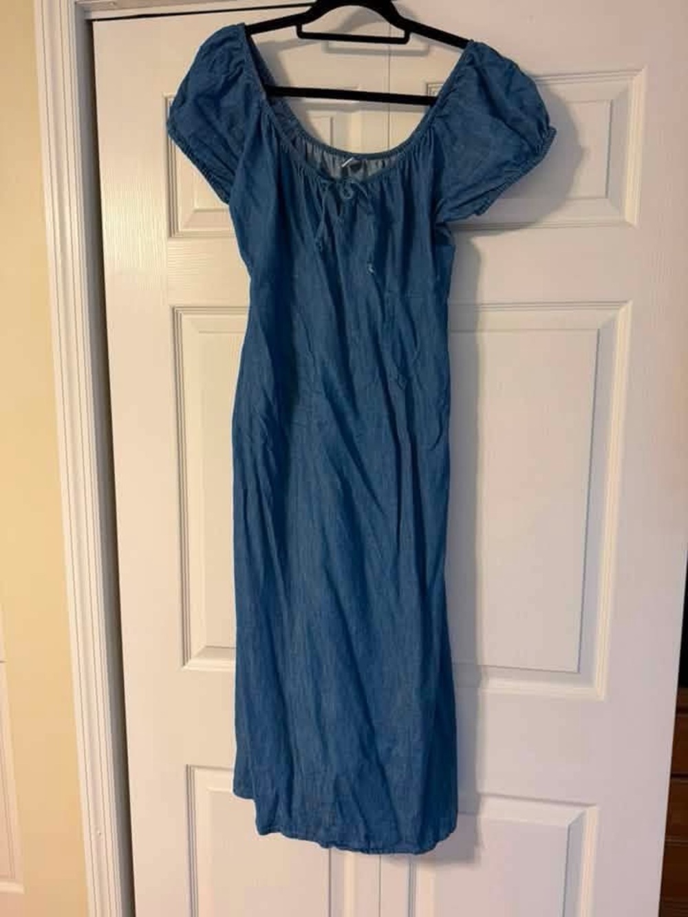 Old Navy Blue Puff-Sleeve Midi Dress - Classic Peasant Style